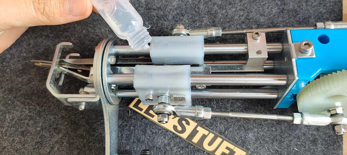 Keep your tufting gun lubricated | Tufting Gun Maintenance